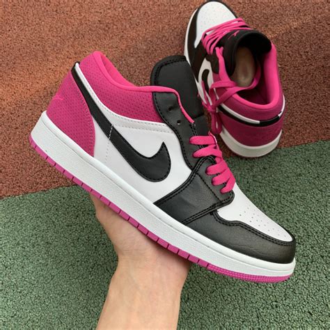 Find air jordan 1 low white from a vast selection of athletic shoes. 2020 Release Air Jordan 1 Low "Magenta" Black/White CK3022 ...