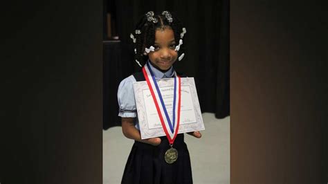 Handless 7 Year Old Wins National Handwriting Competition Abc7 San