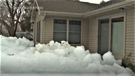 Watch Dramatic Scenes Of ‘ice Shoves In Wisconsin Twin Cities