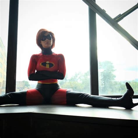 Elastigirl The Incredibles Pixar