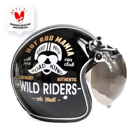 Desain helm ini sangat unik dengan ciri khas berbentuk bulat dengan kaca penutup hanya sampai bagian mata, walaupun ada beberapa yang menutupi seluruh bagian wajah. Jual Helm Bogo Retro JMC Kaca Cembung Motif Wild Riders ...