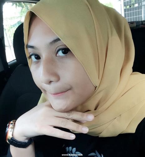 Semoga gambar gambar dapa menghibur kalian semua. Kumpulan Foto Wanita Muslimah Cantik Indonesia | LIAT AJA