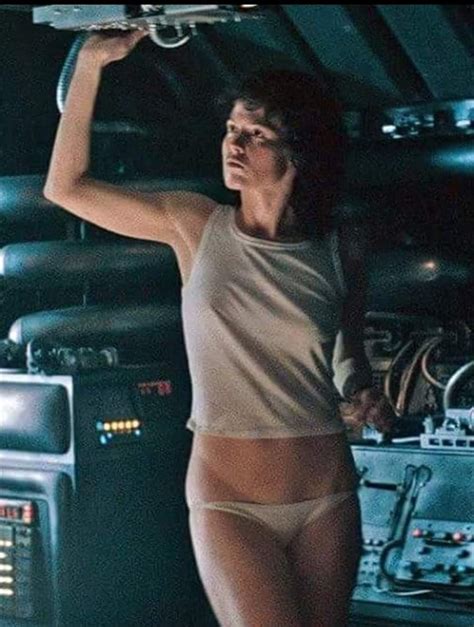 Alien Sigourney Weaver Sexy Science Fiction Sigourney
