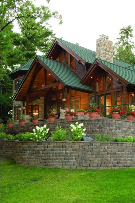 The hip roof is the most commonly used roof style in north america, after the gabled roof. 100+ Private House Roofs Beautiful Design Ideas - Small ...