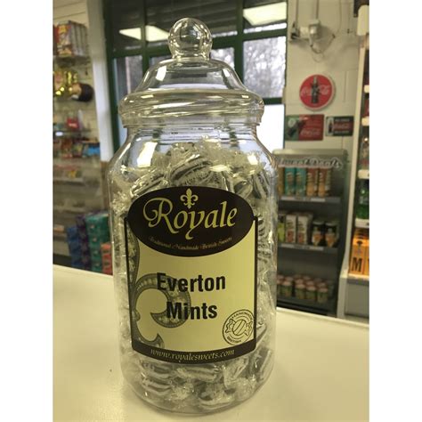 Buy Royale Everton Mints Retro Sweets 200g