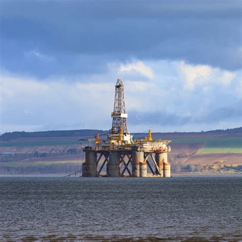 Semi Submersible Oil Rig At Cromarty Firth Stock Image Image Of