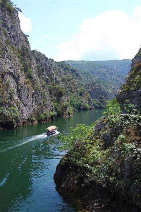 ▶meilleure photo pour votre projet! Road-trip en Macédoine #1 : Cayon Matka et Mavrovo ...