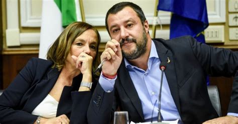 'pericolo sanitario, fermiamo i flussi dalla tunisia'. Ministero dell'Interno, i risparmi dall'addio di Salvini ...