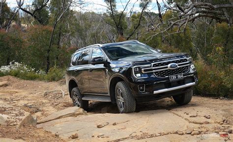 2023 Ford Everest Platinum Offoading Performancedrive