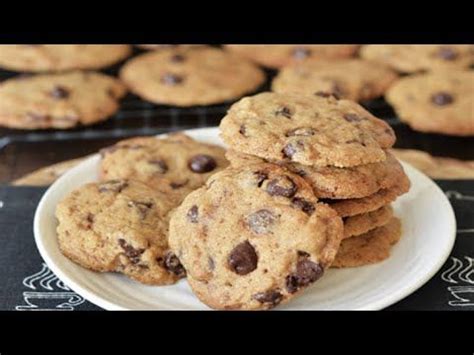 Anda bolehlah buat begitu dengan mengikuti resepi amos cookies ini. Famous Amos Chocolate Chip Cookies Recipe - Resepi Biskut ...