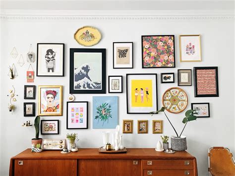 11 Easy Ways To Put Together A Gallery Wall Chatelaine Gallery Wall