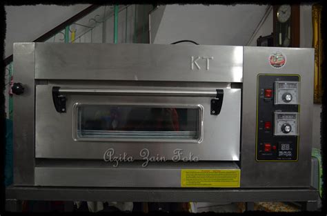 Semua bahan plastik tentunya tak bisa digunakan dalam oven termasuk alat masak microwave safe sekalipun. Lestari Kehidupanku....Azita Zain: Oven Baru