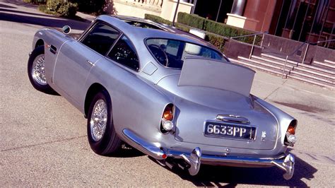 James Bonds Stolen Aston Martin Db5 Has Been Found After 25 Years