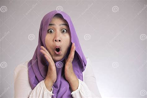 Cute Muslim Lady Shows Shocked Surprised Face With Open Mouth Stock Image Image Of Facial