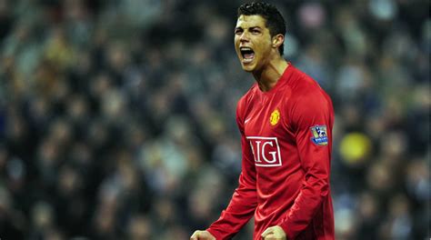 Cristiano Ronaldo Returns To Manchester United Juventus Receive Fee