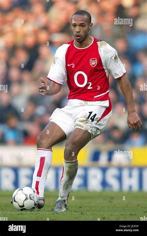 Thierry Henry 2003 Hi Res Stock Photography And Images Alamy