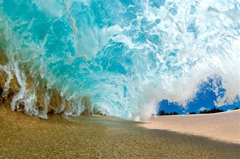 Hawaiis Spectacular Ocean Waves In Pictures Surf Art Artistic