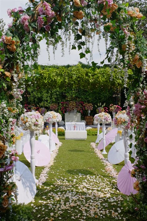 Towers Garden Wedding Decoration By Sheraton Bandung Hotel And Towers