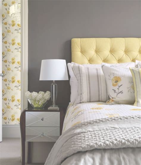 10 Yellow And Grey Bedroom Decor Decoomo
