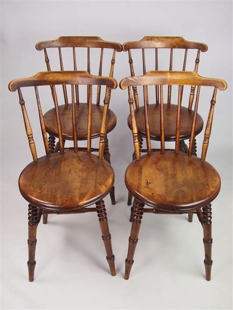 A bit of wear and tear only adds to the charm. Set 4 Antique Pine Kitchen Chairs | 267710 ...