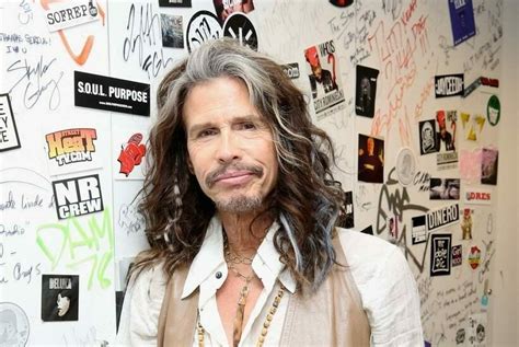 Aerosmiths Steven Tyler Reenters Rehab