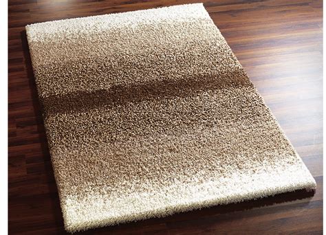 Teppich läufer sind in verschiedenen breiten und längen erhältlich. Brücken und Teppiche in pflegeleichter Qualität - Teppiche ...