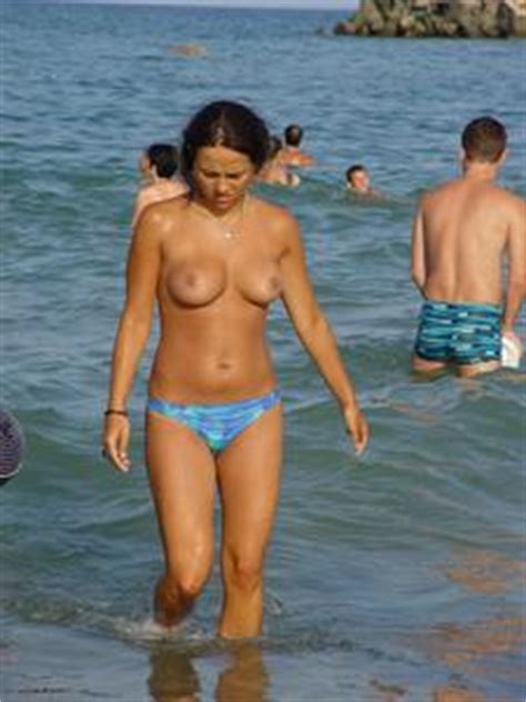Beach Babes Bikini Topless Nude Girls Hq Pics Free Porn Adult
