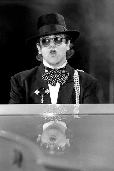 Ej481 Elton John Iconic Images