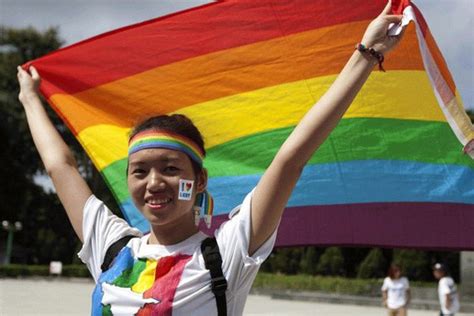 Taiwan Becomes Asias First Country To Legalise Same Sex Marriage