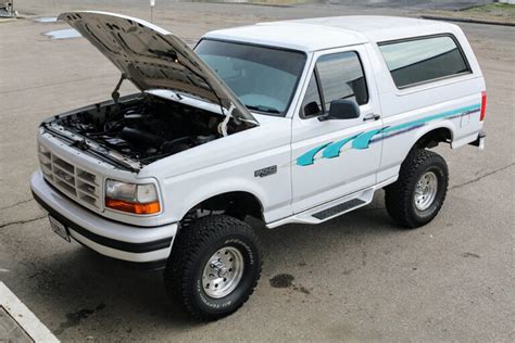 Better Than A Beanie Baby 90s Bronco Puts Us In A State Of Nirvana