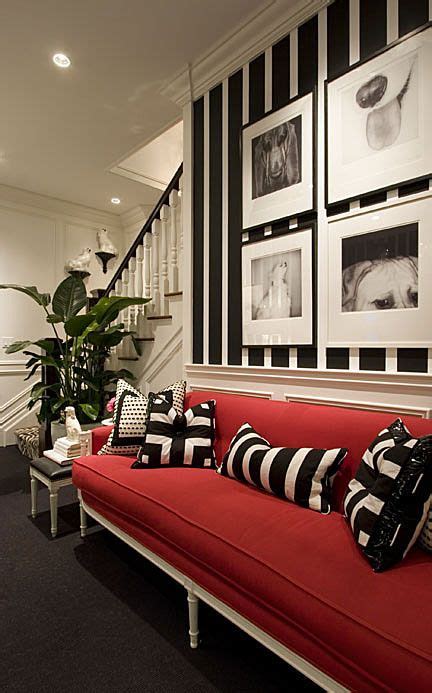 За окном красок достаточно, а добавить их в дом поможем мы! 10 Stunning Ways To Style Red Home Decor
