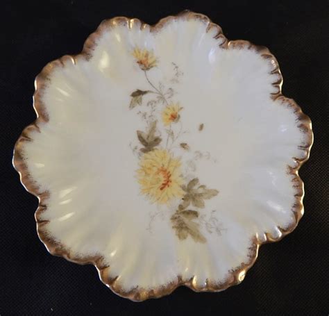 Limoges Antique Scalloped Lanternier Plates Handpainted Gold Flute