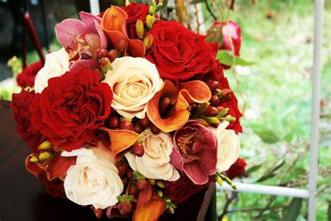 Looking for great wedding flowers online? Online Florist Delivery