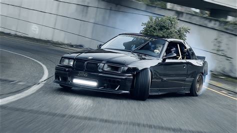 The bmw e36 is the third generation of the bmw 3 series range of compact executive cars, and was produced from 1990 to 2000. BMW E36 EDIT (CHRISTMAS SPECIAL) | BlackyProds - YouTube