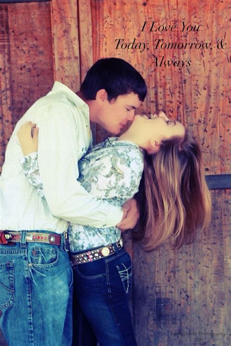 Pin By Wanda Wilkerson On SweetCheeks Photography Cute Country Couples Cute Couple Pictures