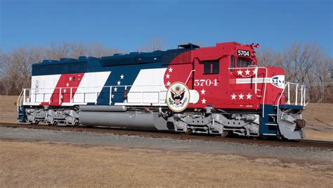 Santa Fe Bicentennial Locomotive Cosmetic Restoration Completed