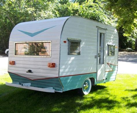 Camper Paint Exterior Remodel And Makeover For Your Rv Living Vintage