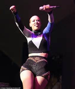 Iggy Azalea In Hotpants At Baltimore Concert Putting Sex Tape Behind Her Daily Mail Online