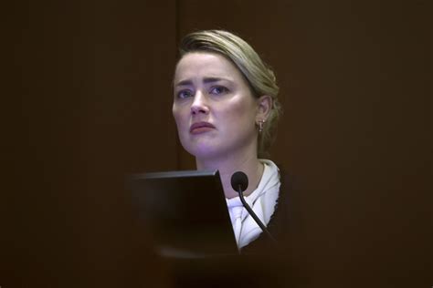 Break In Trial Hands Amber Heard An Edge Over Johnny Depp Experts Say