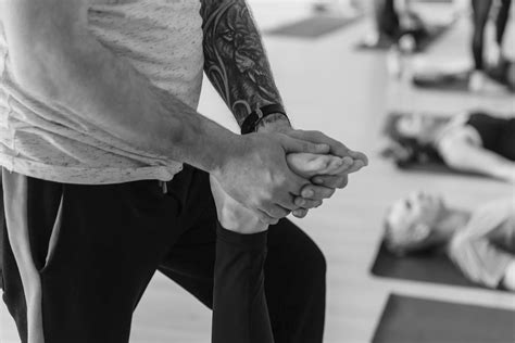 5 Benefits of Physiotherapy After Car Accident - Doctor to You