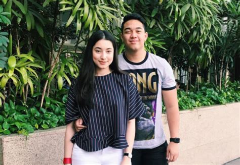 Dikhabarkan adik neelofa ni seorang yang pemalu, mungkin dia tak akan pegi ke dunia seni, namun itu tidak menjadi mustahil. 'Harap Saya Tak Akan Jadi PEL4CUR Macam Awak & Adik ...