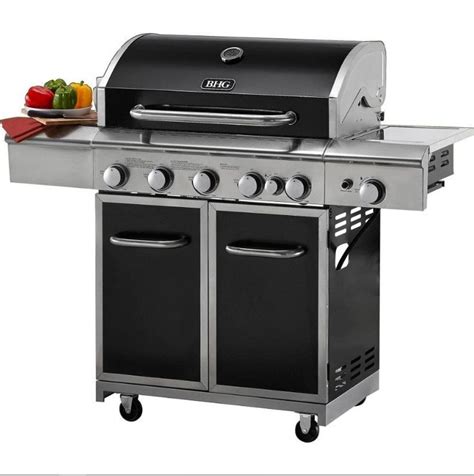 640 square inches of primary cooking space for a total grilling area of 896 square inches. NEW Backyard 5-Burner Stainless Steel Outdoor Propane Gas ...