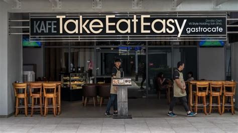 You can reach the top floors. Take Eat Easy Gastrocafe @ Sunway Velocity Mall, discounts ...