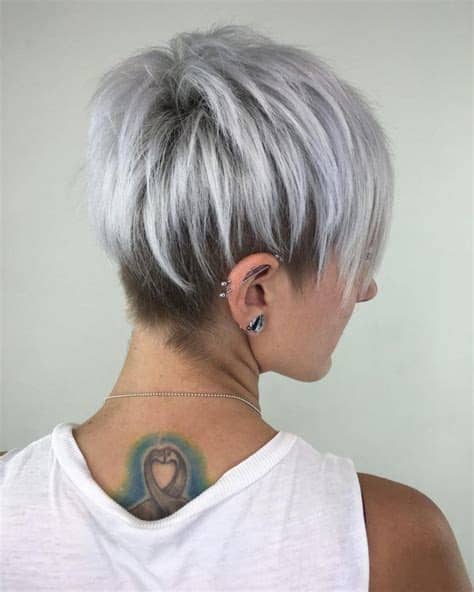 These highlights and lowlights for black hair are a clever touch to blend in your grey naturally. 120 best Sassy. Sexy. Silver. images on Pinterest | Grey ...