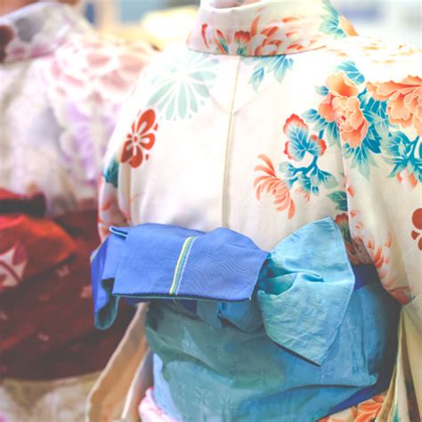Japanese Women Wear A Traditional Dress Called Kimono For Sakura Viewing At License