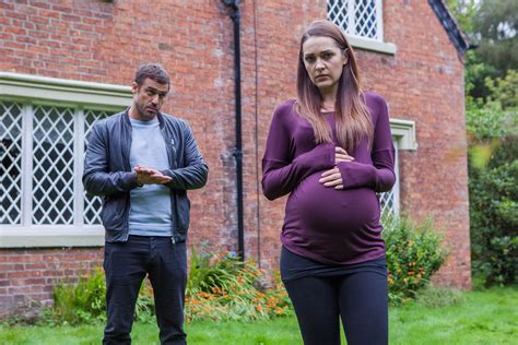 Hollyoaks Spoilers Warren Holds Pregnant Sienna Hostage Are Her