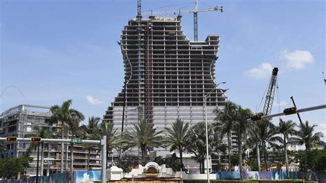 Sugiero reservar una lección por semana (máximo 2) de esa forma se acelera el ritmo de aprendizaje. En el 2019 abrirá el hotel con forma de guitarra al sur de ...