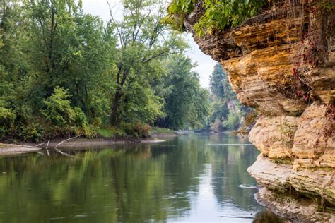 14 Illinois State Parks For The Perfect Hiking Fishing Or Beachy Day Trip