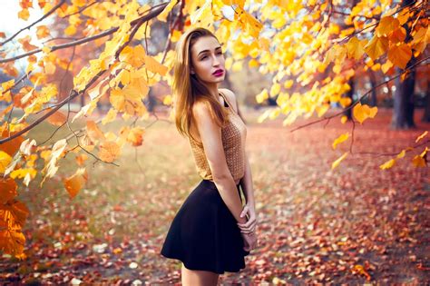 Wallpaper Sunlight Fall Leaves Women Outdoors Model Dress