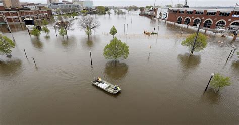 Mississippi River Flooding Rains Drench Midwest Could Last To June